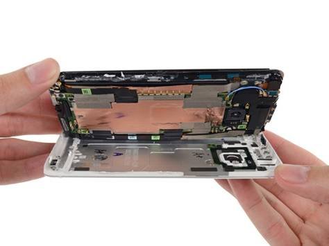 Step 1  HTC One Teardown