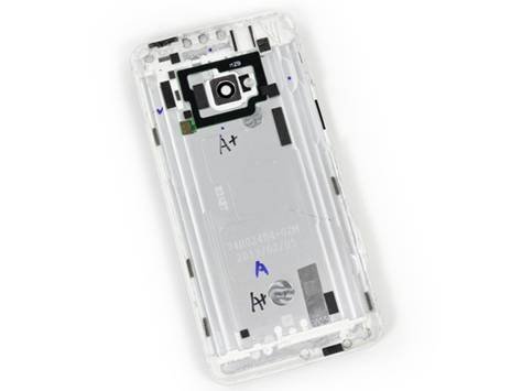 Step 1  HTC One Teardown